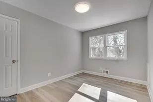 327 Howard Ave, Rockville, MD 20850 - Photo 16