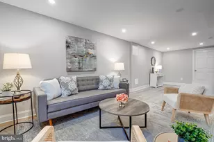 327 Howard Ave, Rockville, MD 20850 - Photo 18