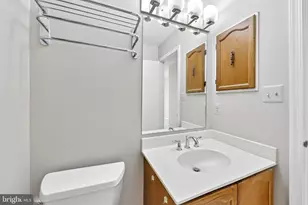 2062 Derby Ridge Ln, Silver Spring, MD 20910 - Photo 26