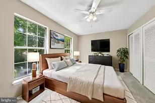 2062 Derby Ridge Ln, Silver Spring, MD 20910 - Photo 4