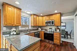 10133 Peanut Mill Dr, Gaithersburg, MD 20882 - Photo 18