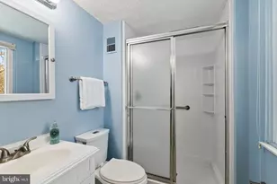 10133 Peanut Mill Dr, Gaithersburg, MD 20882 - Photo 34