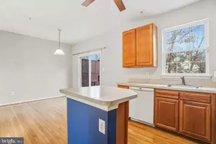 18615 Autumn Mist Dr, Gaithersburg, MD 20879 - Photo 16