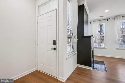 8 Crusader Court, Germantown, MD 20874 - Photo 4