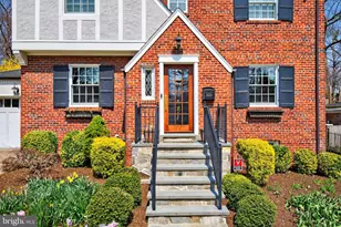 3525 Woodbine St, Chevy Chase, MD 20815 - Photo 4