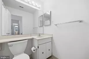 9713 Nordstrom Ct, Gaithersburg, MD 20886 - Photo 32