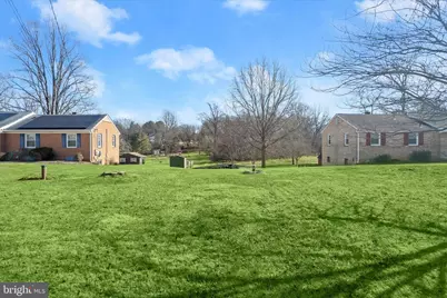 20821 Brooke Knolls Road, Gaithersburg, MD 20882 - Photo 24