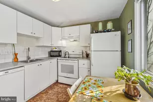 10559 Cambridge Ct, Montgomery Village, MD 20886 - Photo 6