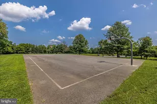 11154 Cedarwood Dr, North Bethesda, MD 20852 - Photo 78