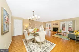 11154 Cedarwood Dr, North Bethesda, MD 20852 - Photo 12