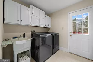 22340 Flintridge Dr, Brookeville, MD 20833 - Photo 28