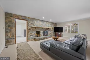 22340 Flintridge Dr, Brookeville, MD 20833 - Photo 28