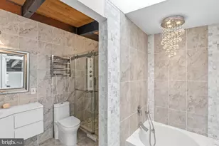900 Azalea Dr, Rockville, MD 20850 - Photo 18