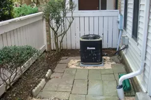 9845 Brassie Way, Montgomery Village, MD 20886 - Photo 16