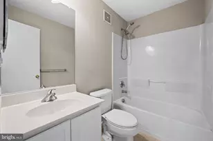 23404 Rainbow Arch Dr, Clarksburg, MD 20871 - Photo 10