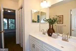 4007 Wintersweet Ct, Rockville, MD 20853 - Photo 38