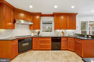 7117 Darby Rd, Bethesda, MD 20817 - Photo 10