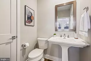 10340 Grosvenor Pl, North Bethesda, MD 20852 - Photo 16