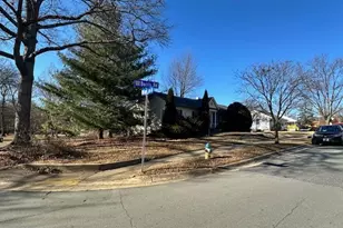 1613 Burris Rd, Rockville, MD 20851 - Photo 8