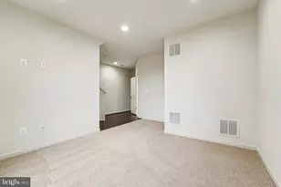 14045 Marketcenter Dr, Clarksburg, MD 20871 - Photo 38