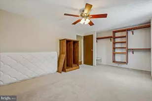 17105 Barnstable Dr, Rockville, MD 20855 - Photo 16