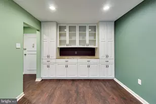 7420 Lakeview Dr, Bethesda, MD 20817 - Photo 8