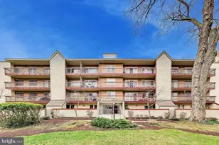 7420 Lakeview Dr, Bethesda, MD 20817 - Photo 1