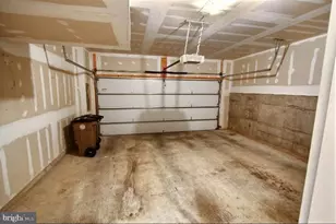 903 Crestfield Dr, Rockville, MD 20850 - Photo 26