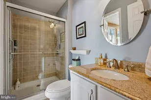 6205 Beechdale Ct, Rockville, MD 20855 - Photo 42