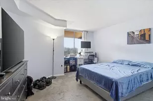 10101 Grosvenor Pl, Rockville, MD 20852 - Photo 16