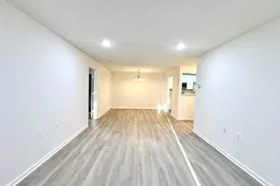 12901 Churchill Ridge Cir, Germantown, MD 20874 - Photo 14