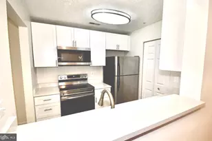 12901 Churchill Ridge Cir, Germantown, MD 20874 - Photo 4