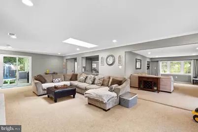 14028 Breeze Hill Lane, Silver Spring, MD 20906 - Photo 6