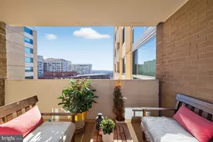 4601 N Park Ave, Chevy Chase, MD 20815 - Photo 10