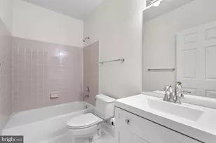 10217 Lakestone Pl, Rockville, MD 20850 - Photo 50