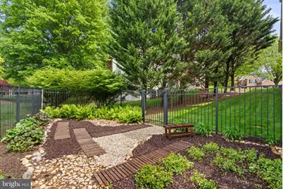 10217 Lakestone Place, Rockville, MD 20850 - Photo 56