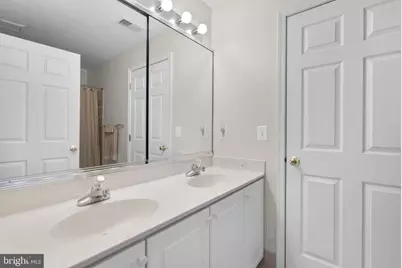 10217 Lakestone Place, Rockville, MD 20850 - Photo 38