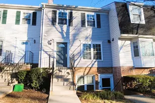 128 Bent Twig Ln, Gaithersburg, MD 20878 - Photo 2