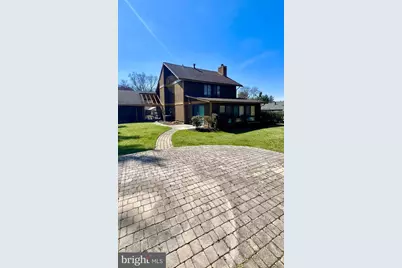 10748 Wayridge Drive, Gaithersburg, MD 20886 - Photo 2