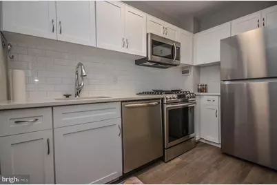 4242 East West Highway #911, Chevy Chase, MD 20815 - Photo 8