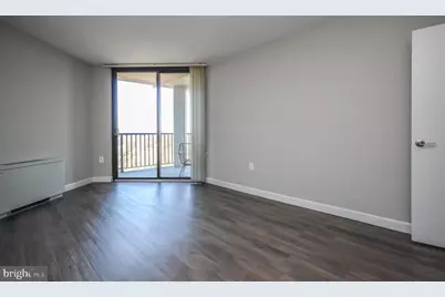 4242 East West Highway #911, Chevy Chase, MD 20815 - Photo 14