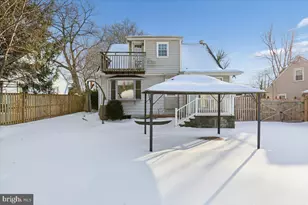 1004 Debeck Dr, Rockville, MD 20851 - Photo 34