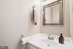 9514 White Pillar Terrace, Gaithersburg, MD 20882 - Photo 10