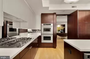 5630 Wisconsin Ave, Chevy Chase, MD 20815 - Photo 16