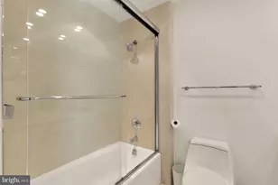 5630 Wisconsin Ave, Chevy Chase, MD 20815 - Photo 58