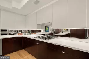 5630 Wisconsin Ave, Chevy Chase, MD 20815 - Photo 8