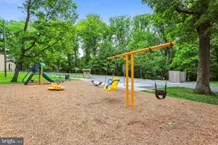 4626 Woodfield Rd, Bethesda, MD 20814 - Photo 86