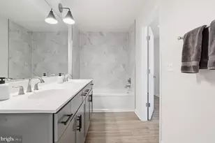 10237 Travilah Grove Cir, Rockville, MD 20850 - Photo 18