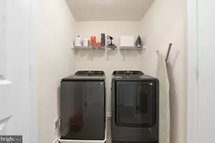 10237 Travilah Grove Cir, Rockville, MD 20850 - Photo 24