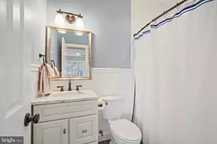 220 Thaxton St, Gaithersburg, MD 20878 - Photo 26